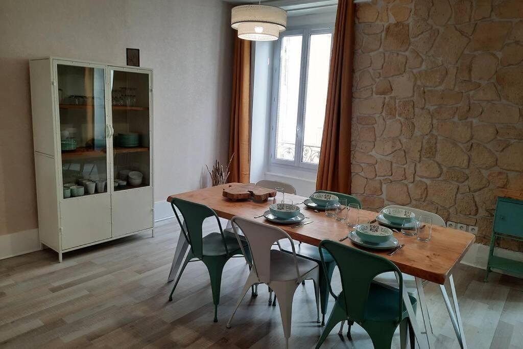 Le Liberte Apartment โอเบอนา ภายนอก รูปภาพ